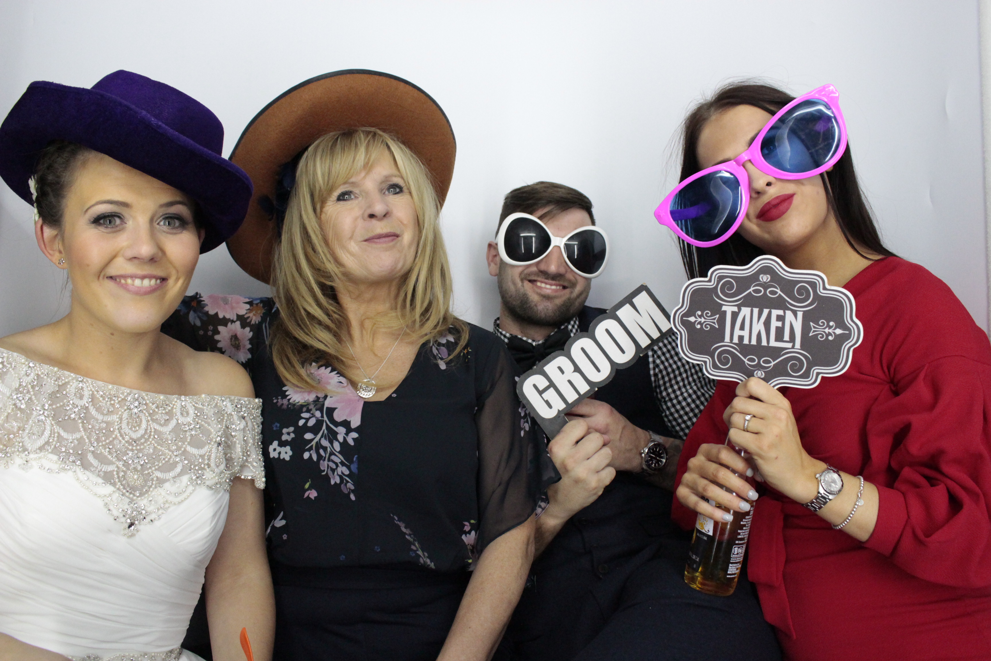 Emma and James’s Wedding  | View more photos from the event at gallery.myphotoboothexperience.co.uk/u/MyPhotoBoothExperienceLtd/Emma-and-James’s-Wedding